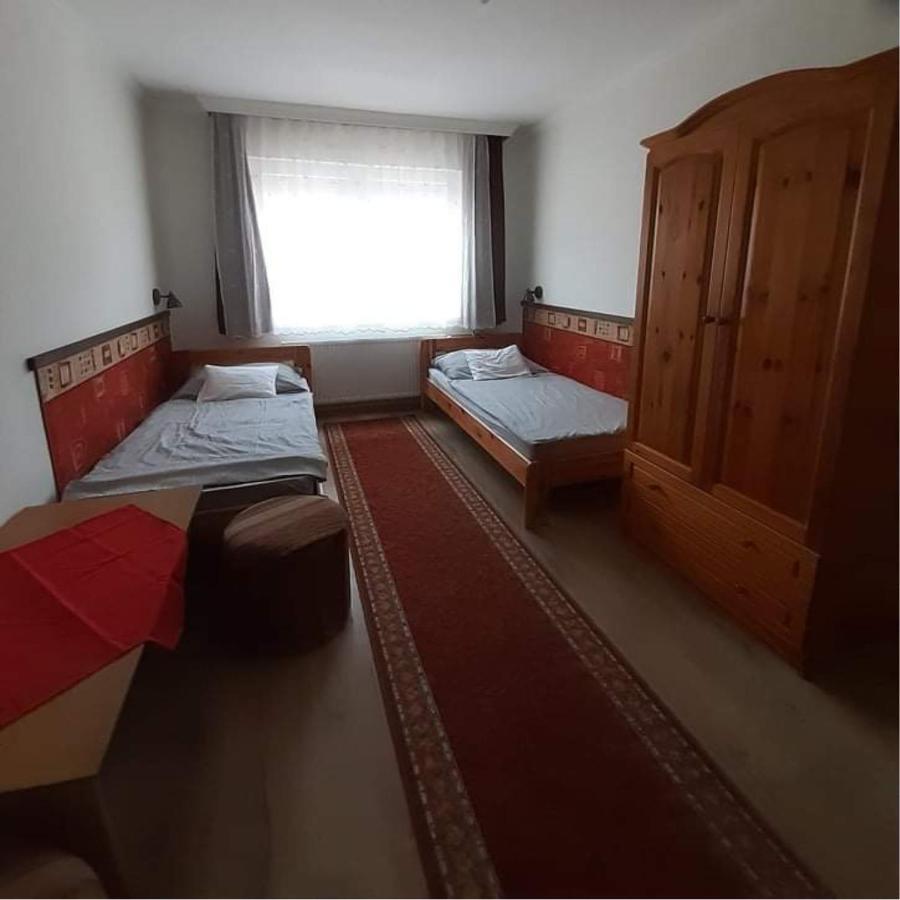 Pegazus Vendeghaz Otel Hajdúszoboszló Dış mekan fotoğraf